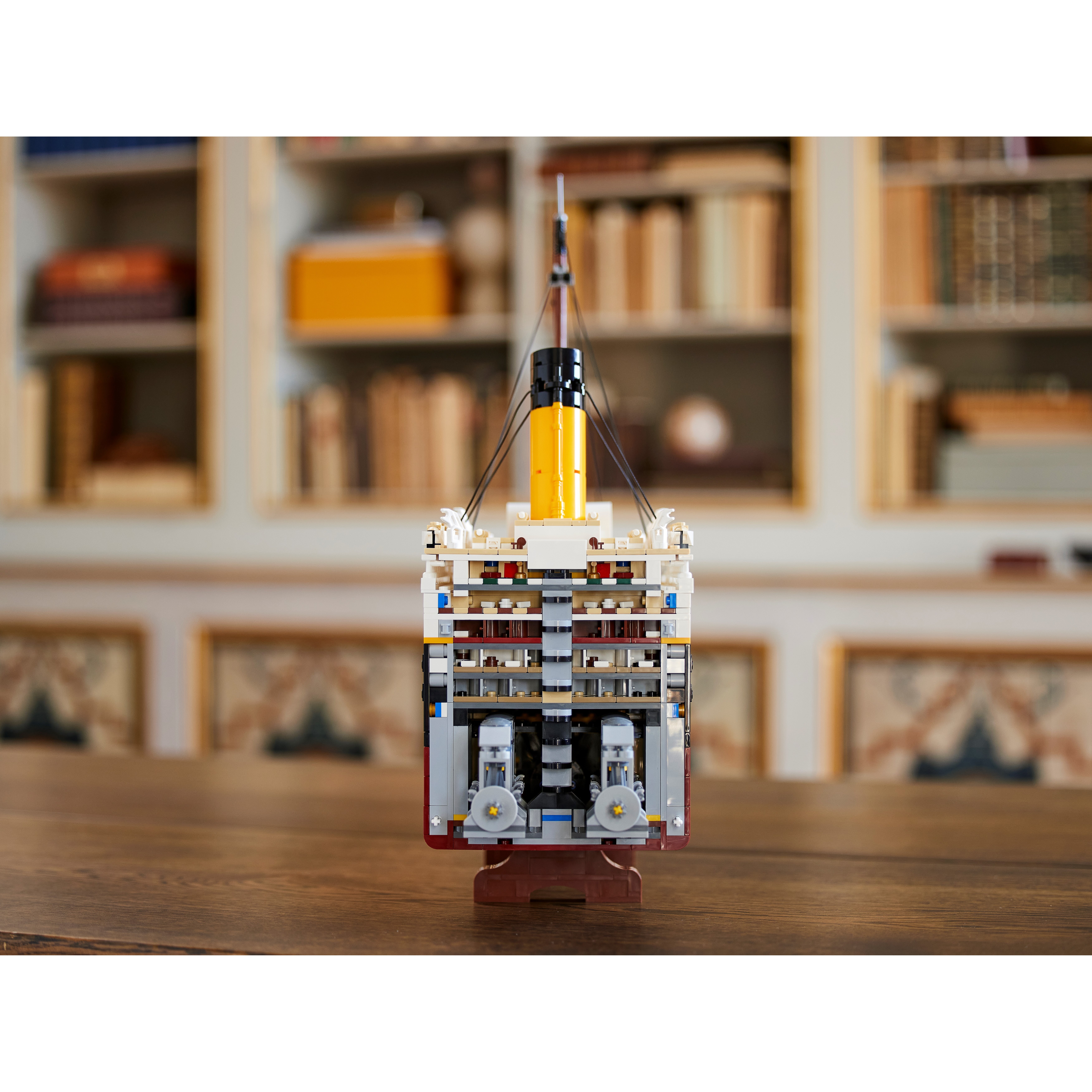 Lego Titanic - Image 18