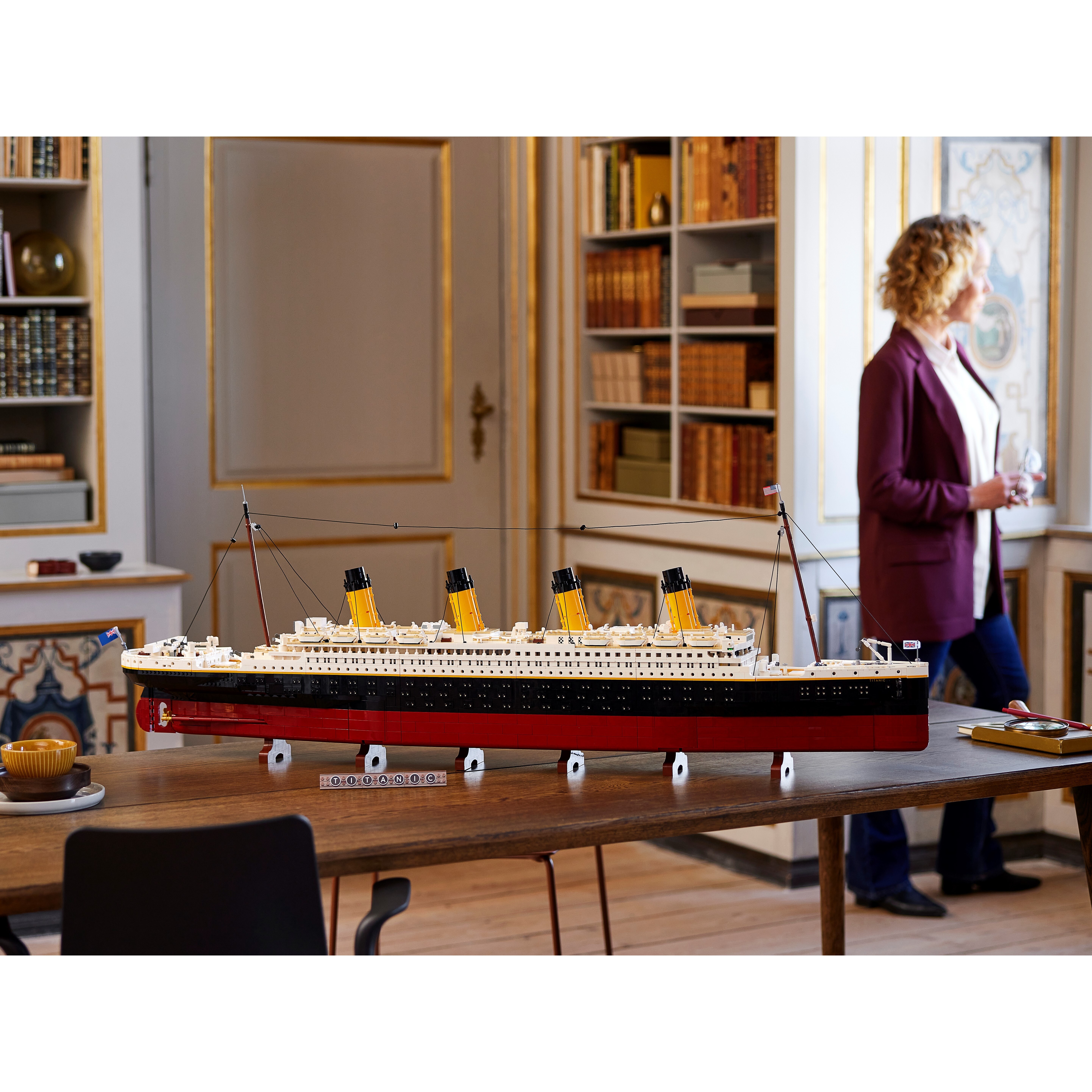 Lego Titanic - Image 23