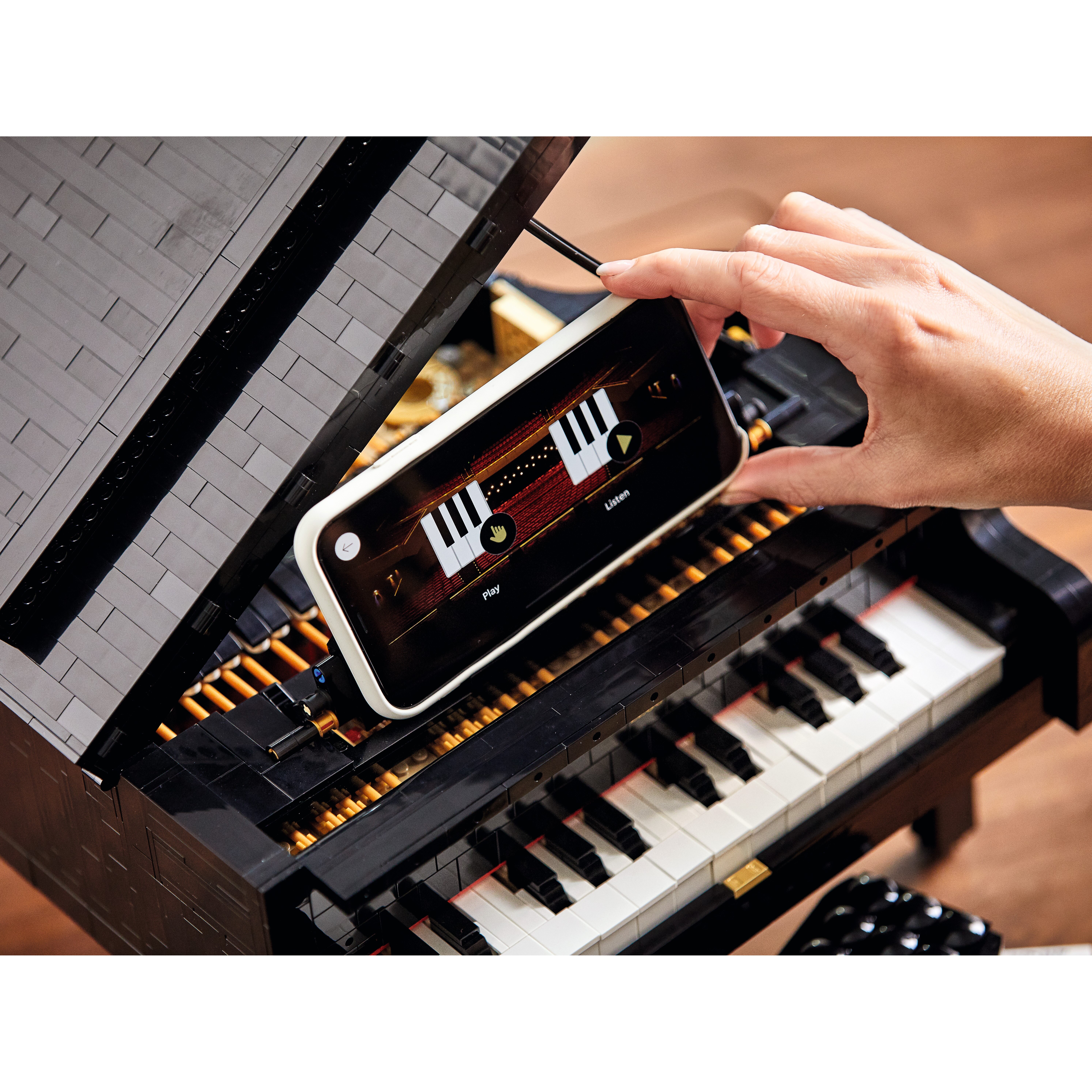 Grand Piano - Image 30