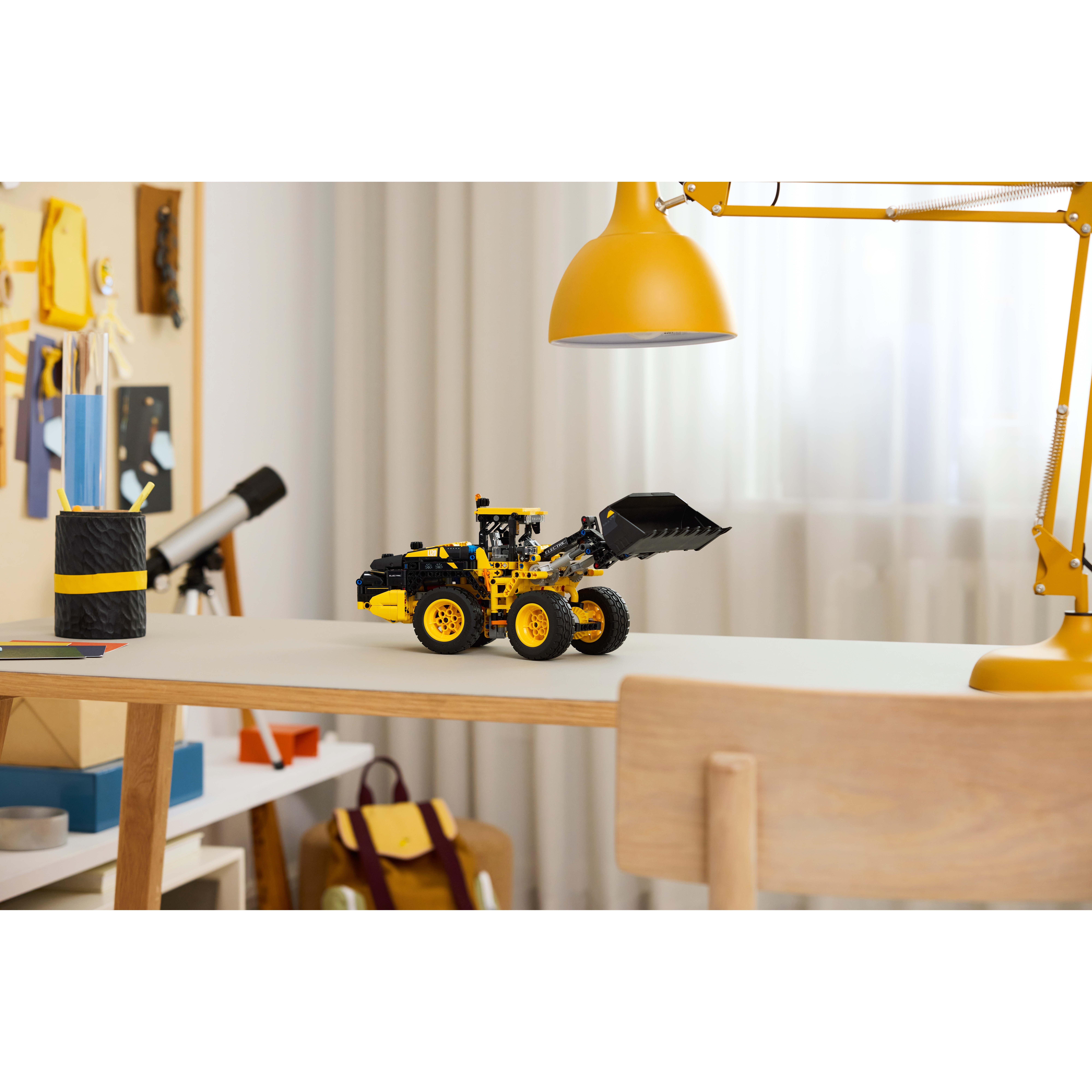 Volvo L120 Electric Wheel Loader - Image 11