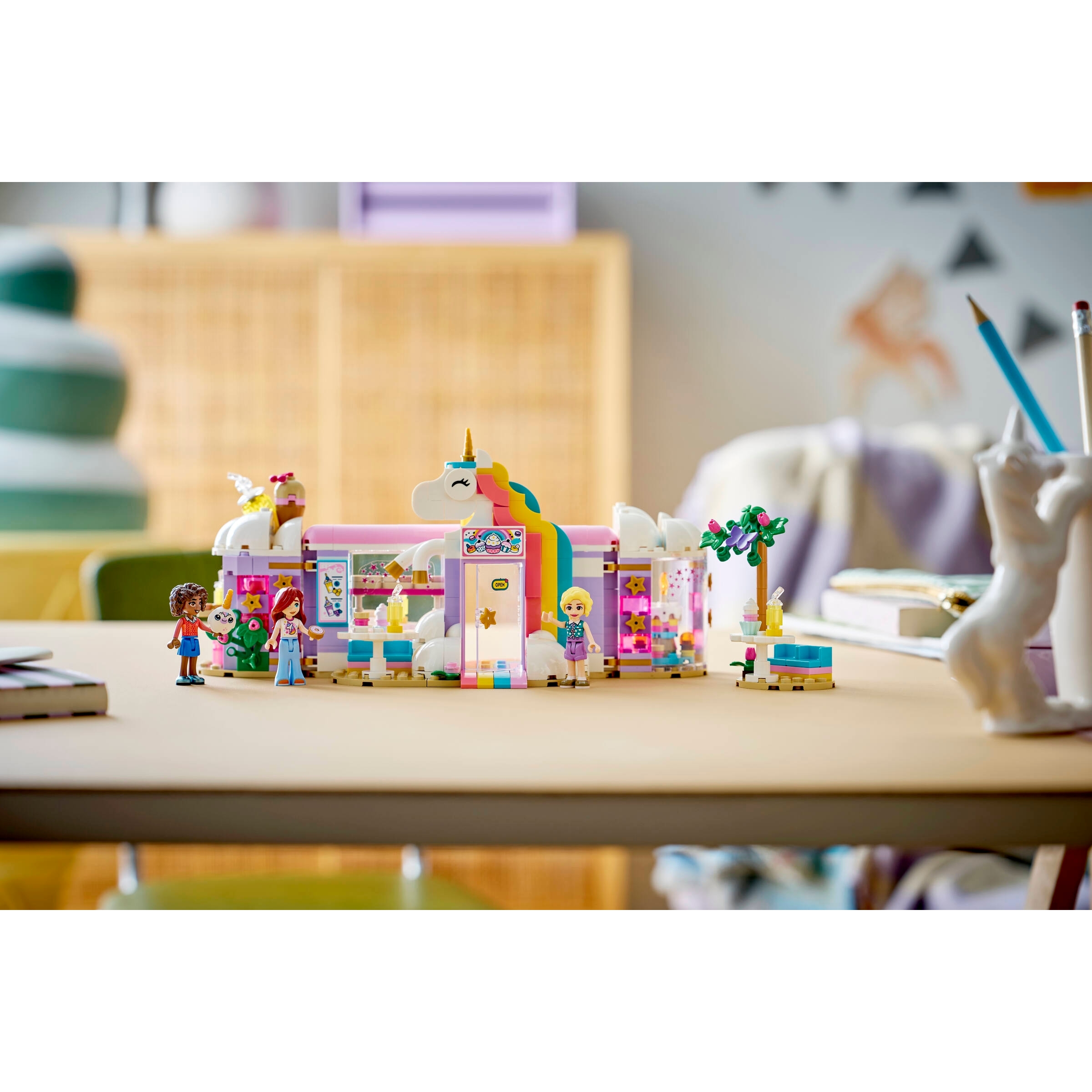 Unicorn Dream Café - Image 10