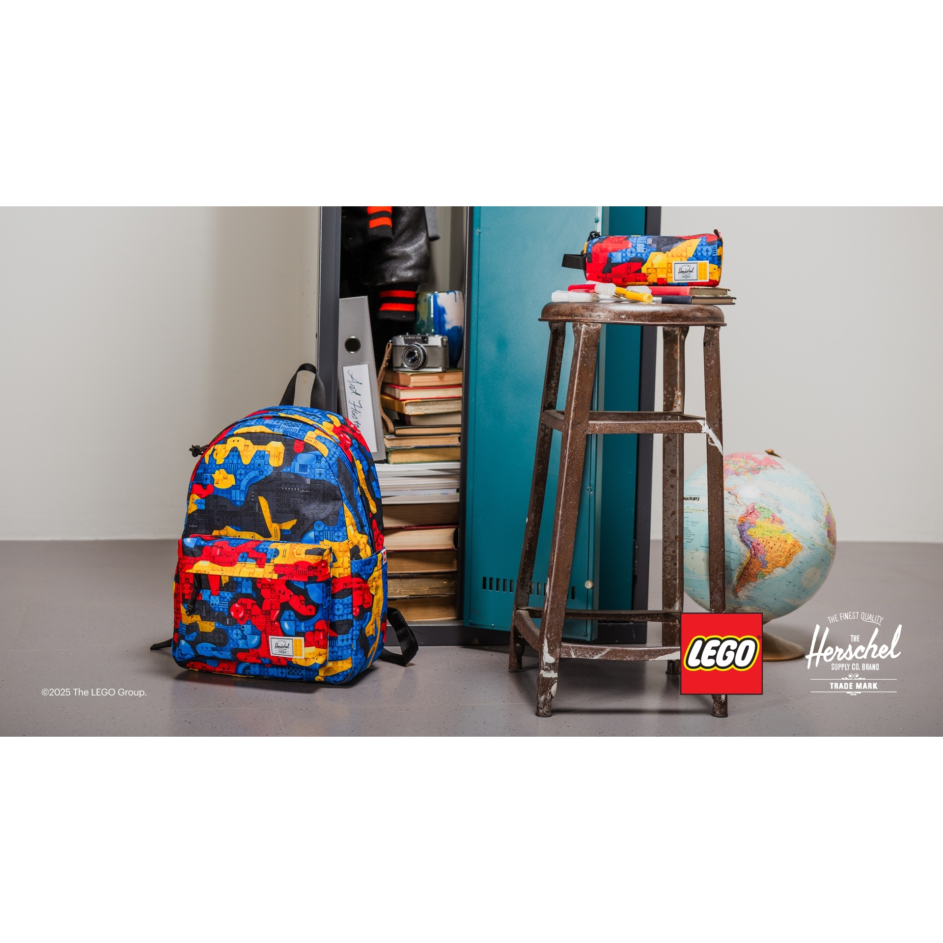 Herschel Classic Xl Backpack – Abstract Bricks - Image 11