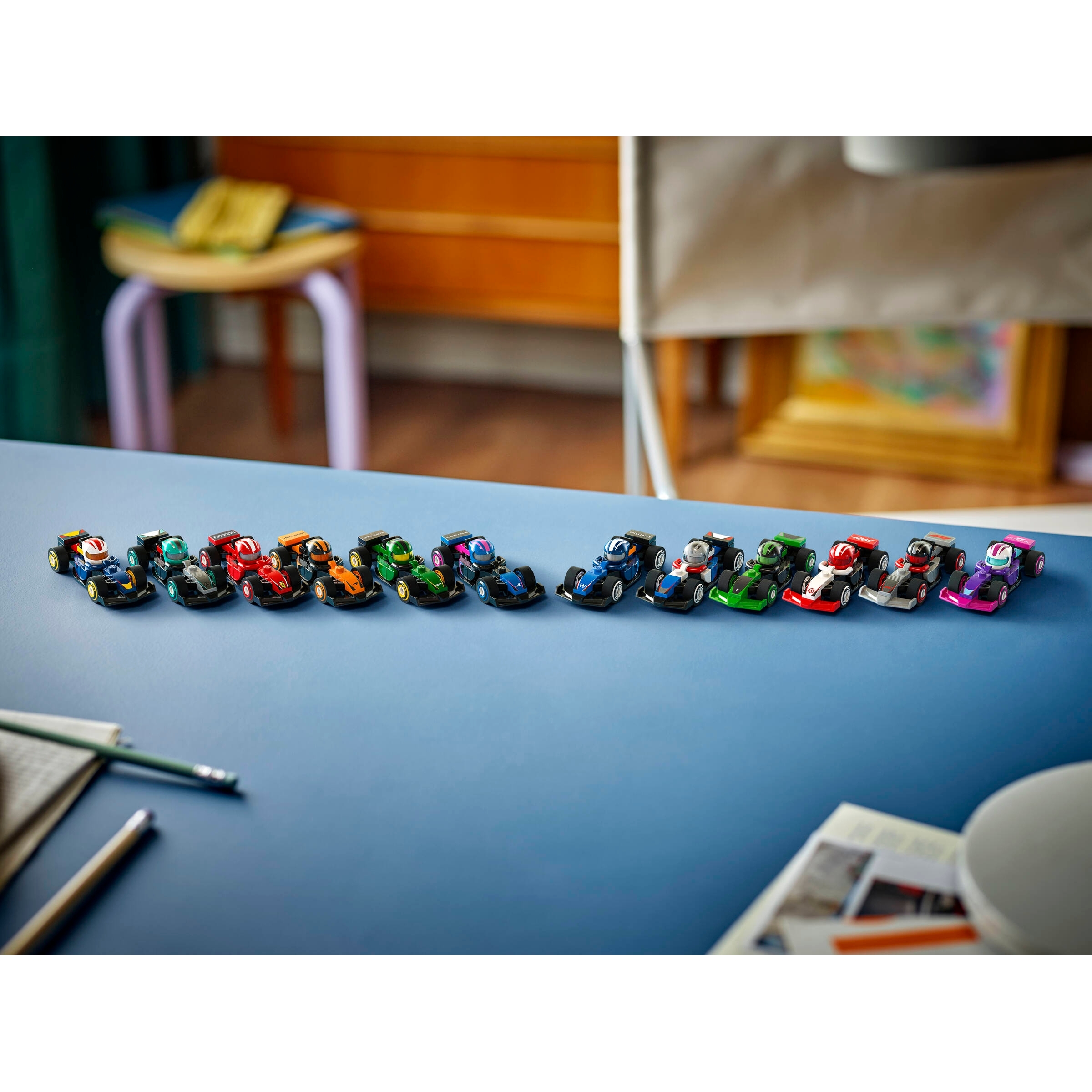 F1 Collectible Race Cars - Image 9