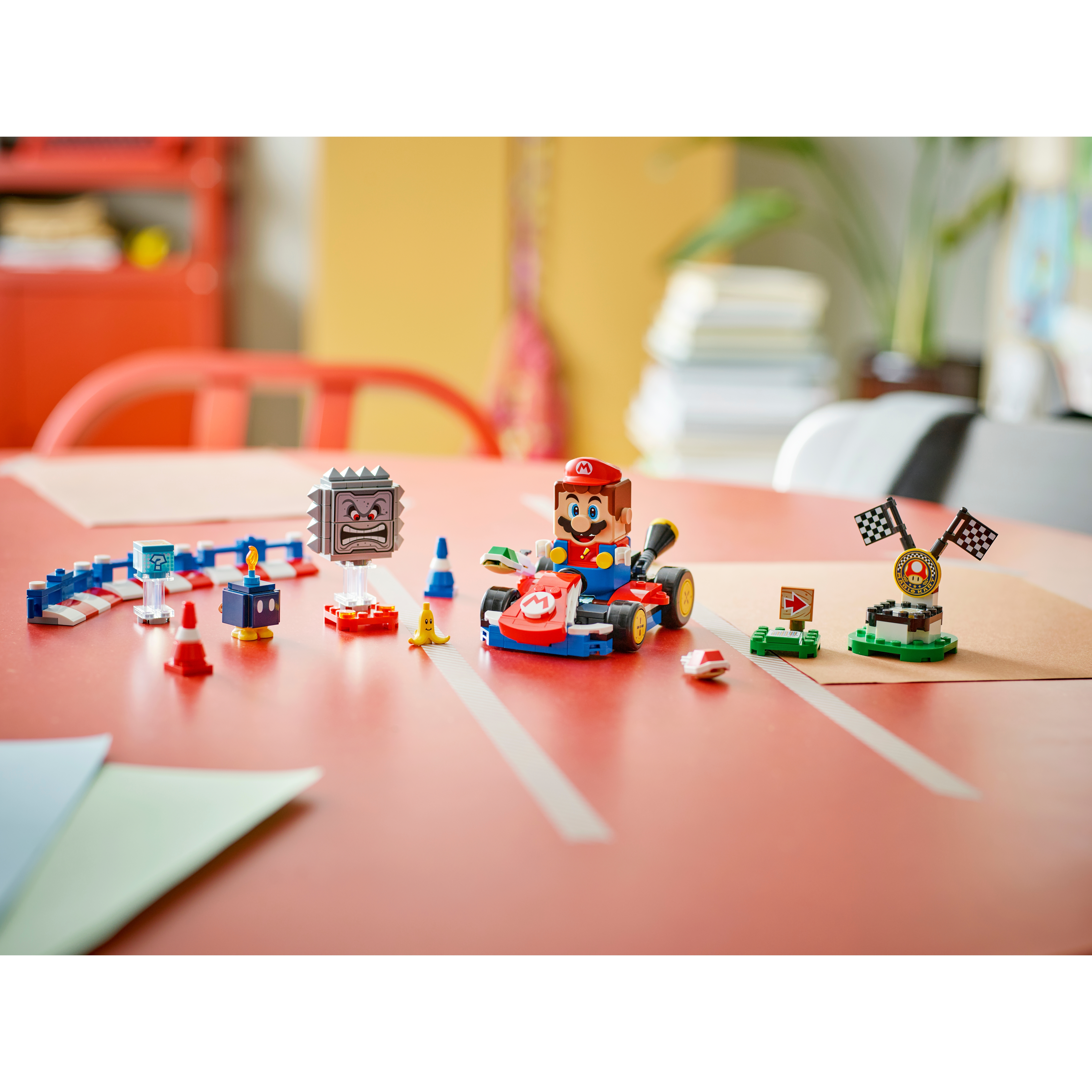 Mario Kart – Interactive Lego Mario & Standard Kart - Image 11