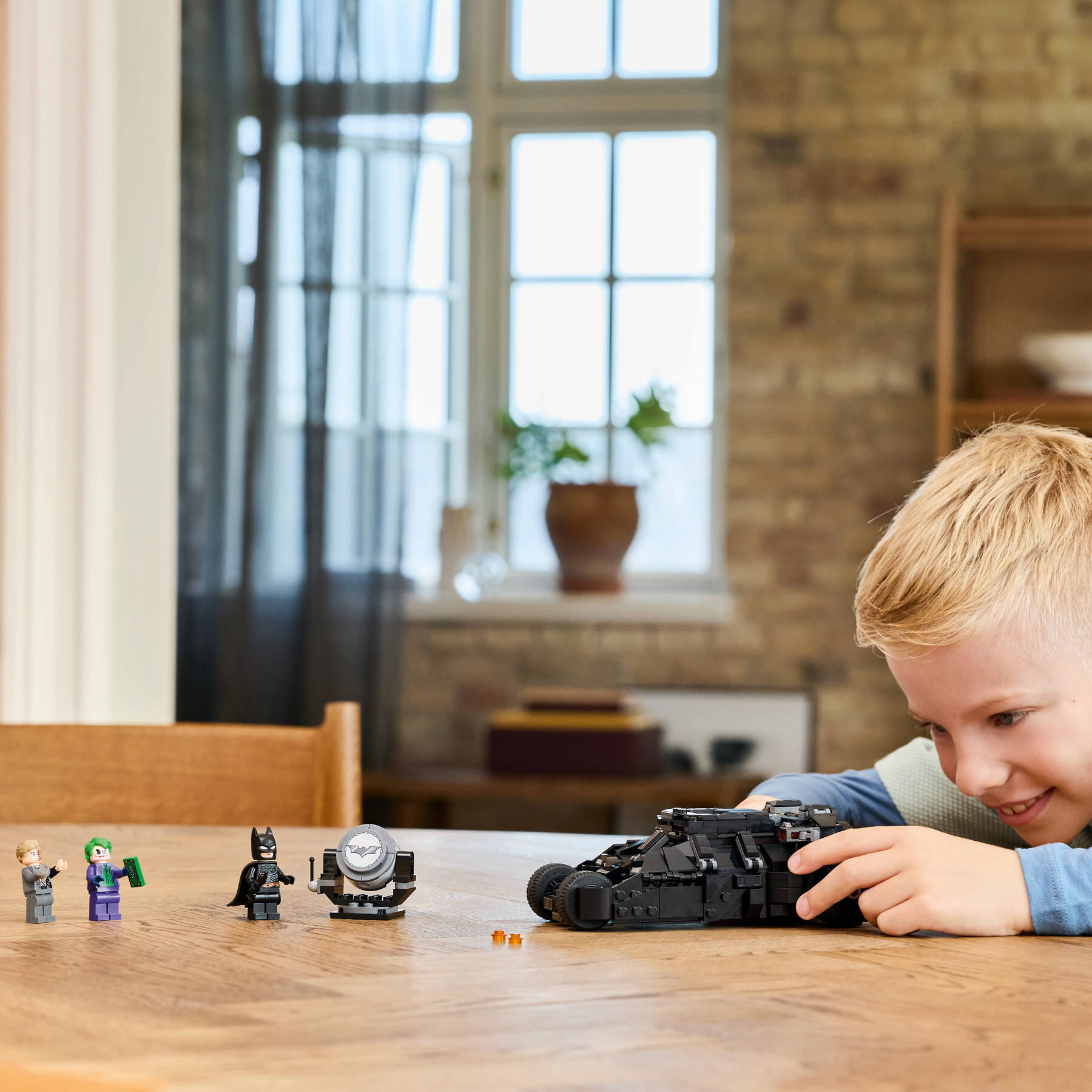 Batman Tumbler Vs. Two-Face & The Joker - Image 6